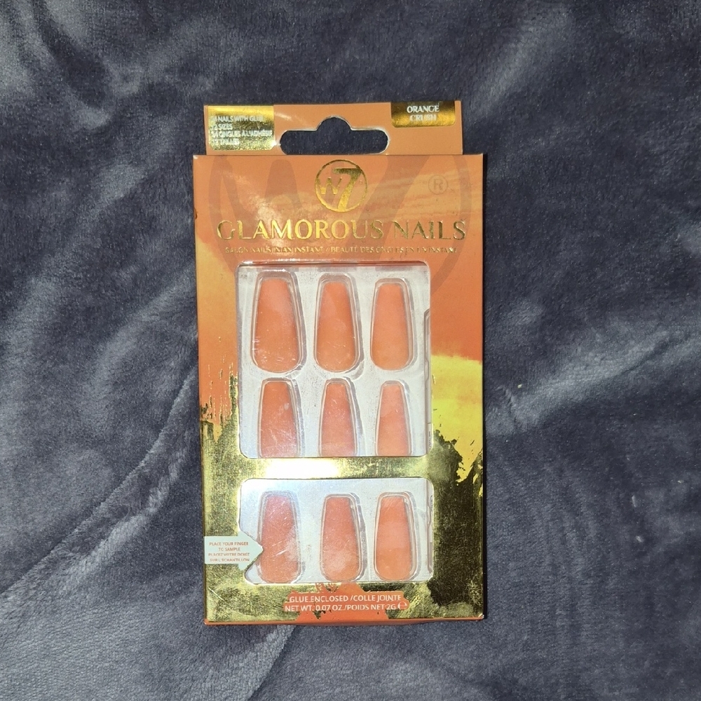 Glamorous Orange Nail Set